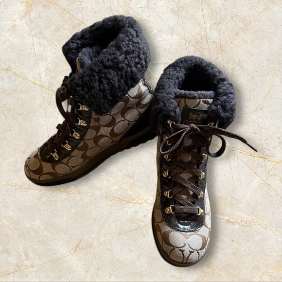 COACH TAILOR SIGNATURE SHORT BOOTS 6.5B - Picture 5 of 12